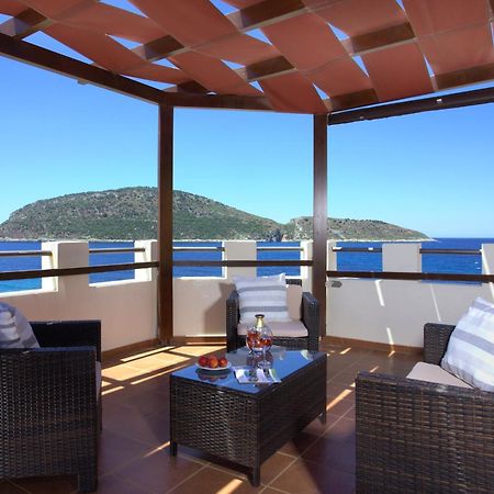 Faros Luxury Suites Marathopoli Bagian luar foto
