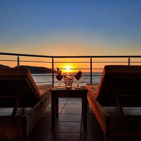 Faros Luxury Suites Marathopoli Bagian luar foto
