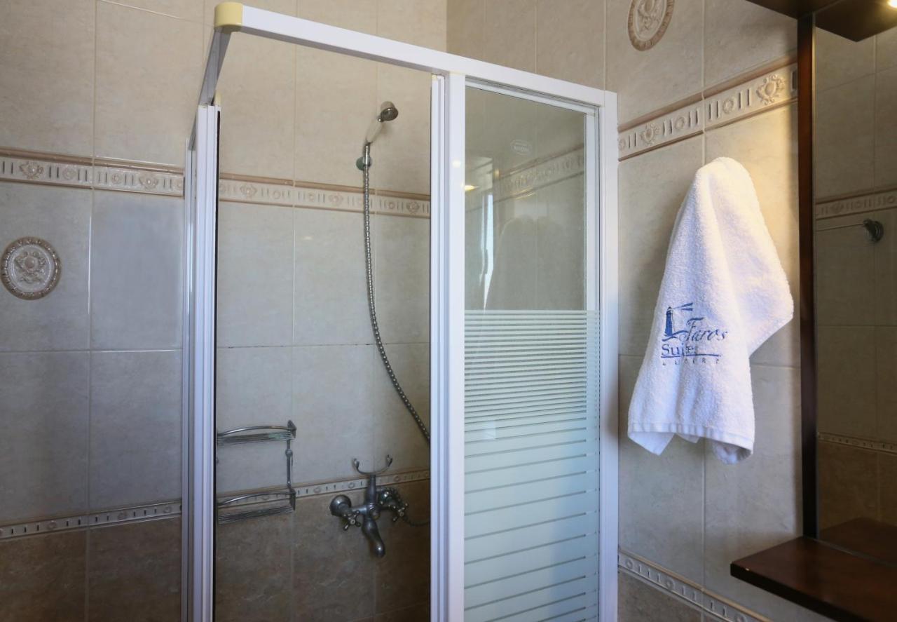 Faros Luxury Suites Marathopoli Bagian luar foto