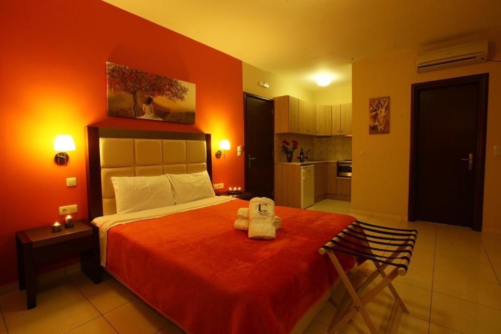 Faros Luxury Suites Marathopoli Ruang foto